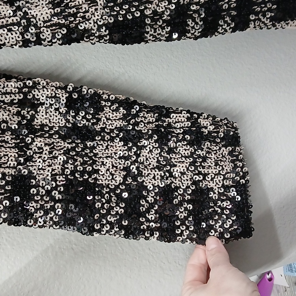 NEW CHARLIE PAIGE dress in black/white Sequin Size Large - Picture 2 of 7